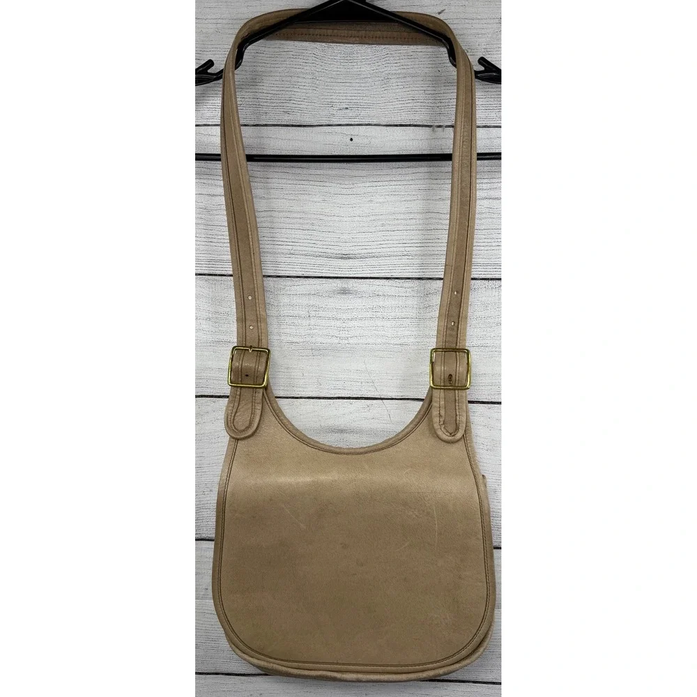 Vintage Coach‎ Leatherwear Saddle Bag Tan Leather Crossbody Shoulder Bag